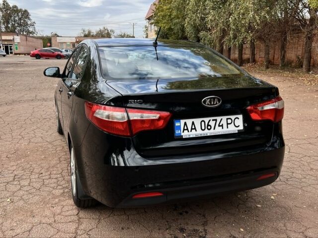 Киа Рио 2012 в Кривом Роге на Automoto.ua Черный Киа Рио, объемом двигателя 1.4 л и пробегом 162 тыс. км за 7800 $, фото 2 на Automoto.ua