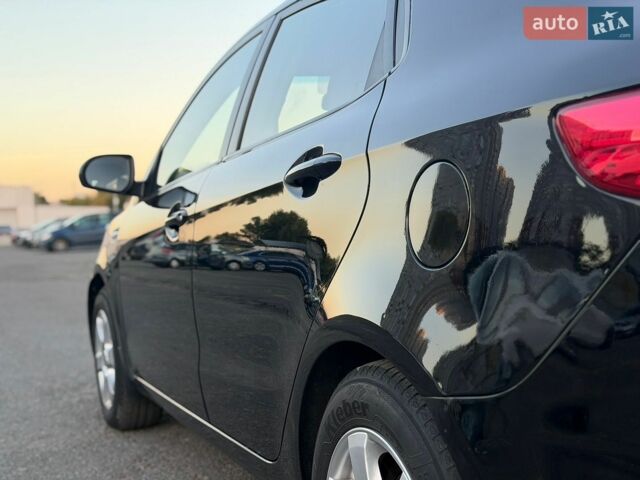 Черный Киа Рио, объемом двигателя 1.4 л и пробегом 201 тыс. км за 6900 $, фото 9 на Automoto.ua