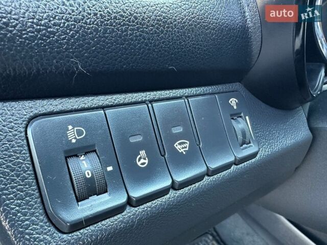 Чорний Кіа Ріо, об'ємом двигуна 1.59 л та пробігом 197 тис. км за 5888 $, фото 25 на Automoto.ua