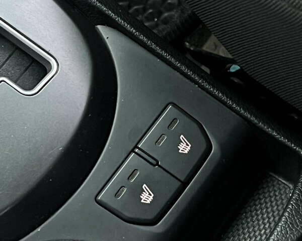 Черный Киа Рио, объемом двигателя 1.6 л и пробегом 231 тыс. км за 7999 $, фото 16 на Automoto.ua