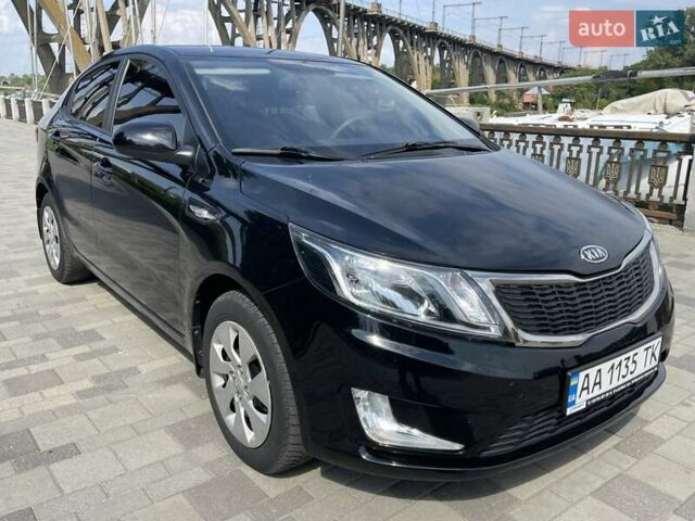 Черный Киа Рио, объемом двигателя 1.6 л и пробегом 127 тыс. км за 8300 $, фото 11 на Automoto.ua