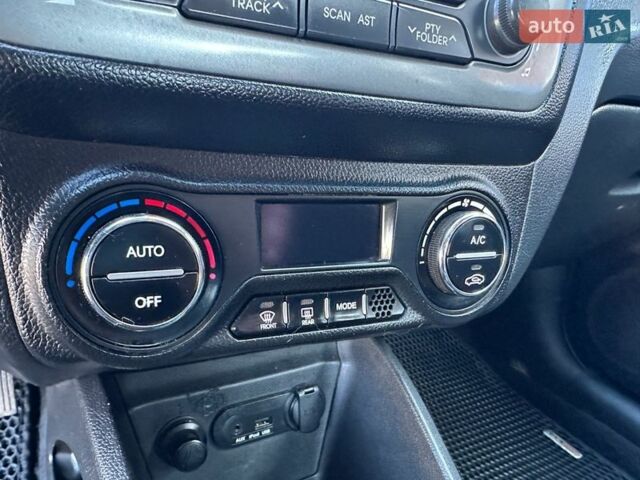 Чорний Кіа Ріо, об'ємом двигуна 1.59 л та пробігом 197 тис. км за 5888 $, фото 35 на Automoto.ua