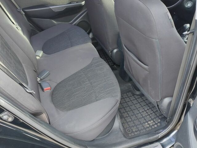 Чорний Кіа Ріо, об'ємом двигуна 0 л та пробігом 246 тис. км за 6800 $, фото 6 на Automoto.ua