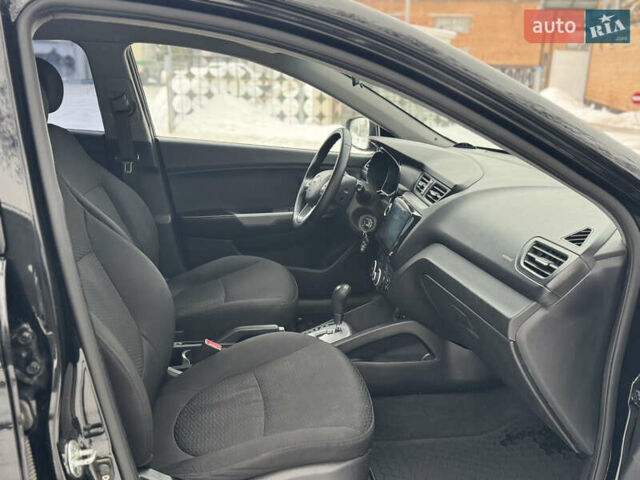 Черный Киа Рио, объемом двигателя 1.4 л и пробегом 155 тыс. км за 7500 $, фото 26 на Automoto.ua
