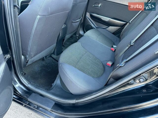 Чорний Кіа Ріо, об'ємом двигуна 1.59 л та пробігом 197 тис. км за 5888 $, фото 41 на Automoto.ua