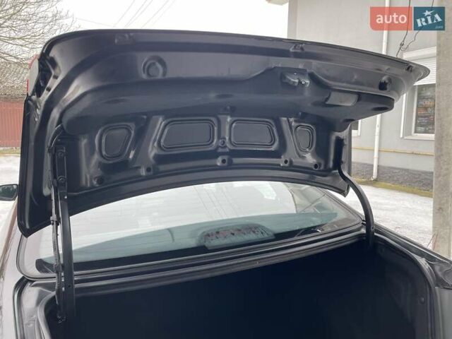 Черный Киа Рио, объемом двигателя 1.4 л и пробегом 124 тыс. км за 9350 $, фото 143 на Automoto.ua