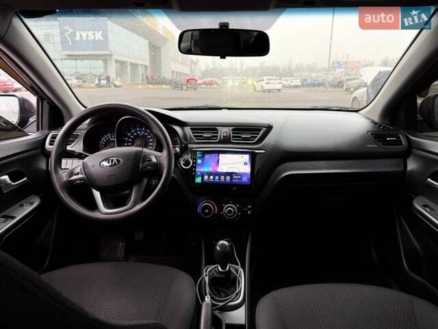 Черный Киа Рио, объемом двигателя 1.4 л и пробегом 220 тыс. км за 8200 $, фото 33 на Automoto.ua
