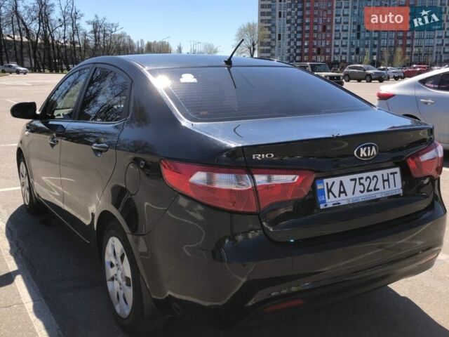 Чорний Кіа Ріо, об'ємом двигуна 1.4 л та пробігом 177 тис. км за 6800 $, фото 3 на Automoto.ua
