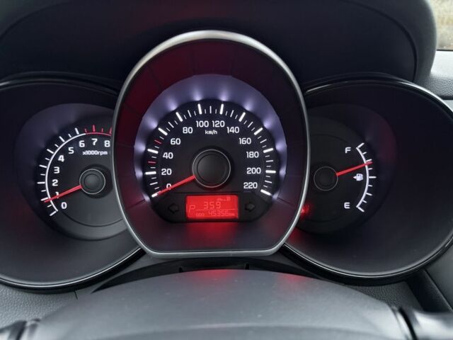 Чорний Кіа Ріо, об'ємом двигуна 1.4 л та пробігом 45 тис. км за 9800 $, фото 15 на Automoto.ua