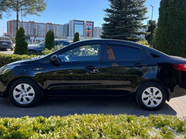 Черный Киа Рио, объемом двигателя 1.4 л и пробегом 215 тыс. км за 6999 $, фото 3 на Automoto.ua