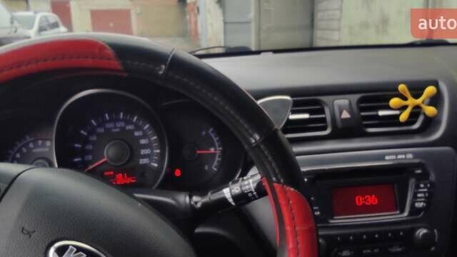 Черный Киа Рио, объемом двигателя 1.4 л и пробегом 120 тыс. км за 8500 $, фото 4 на Automoto.ua