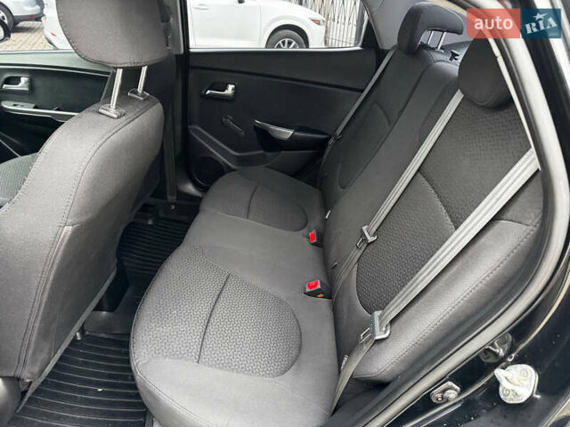 Черный Киа Рио, объемом двигателя 1.4 л и пробегом 185 тыс. км за 6999 $, фото 14 на Automoto.ua