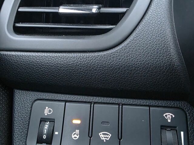 Черный Киа Рио, объемом двигателя 1.6 л и пробегом 150 тыс. км за 9000 $, фото 11 на Automoto.ua