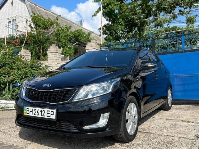 Чорний Кіа Ріо, об'ємом двигуна 1.59 л та пробігом 87 тис. км за 9499 $, фото 1 на Automoto.ua