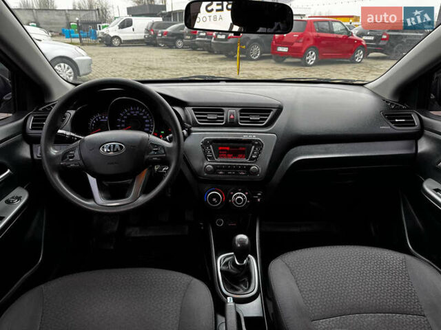 Черный Киа Рио, объемом двигателя 1.4 л и пробегом 185 тыс. км за 6999 $, фото 11 на Automoto.ua