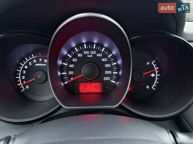 Чорний Кіа Ріо, об'ємом двигуна 1.4 л та пробігом 45 тис. км за 9800 $, фото 18 на Automoto.ua