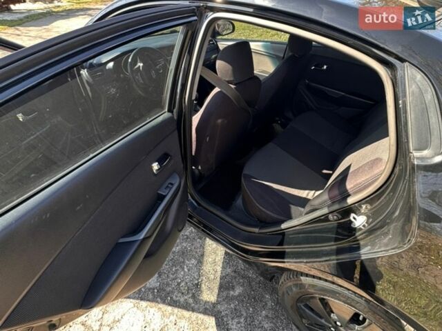 Чорний Кіа Ріо, об'ємом двигуна 1.59 л та пробігом 329 тис. км за 6000 $, фото 8 на Automoto.ua