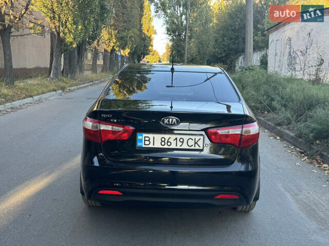 Черный Киа Рио, объемом двигателя 1.4 л и пробегом 135 тыс. км за 8000 $, фото 5 на Automoto.ua
