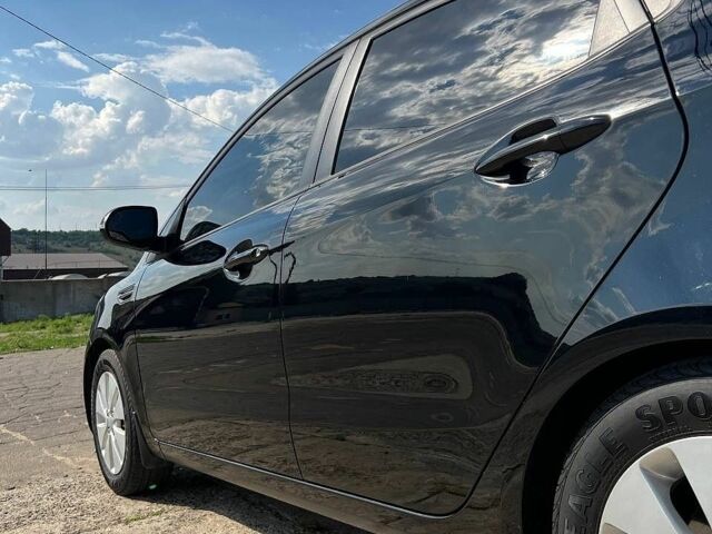 Чорний Кіа Ріо, об'ємом двигуна 1.59 л та пробігом 87 тис. км за 9499 $, фото 4 на Automoto.ua