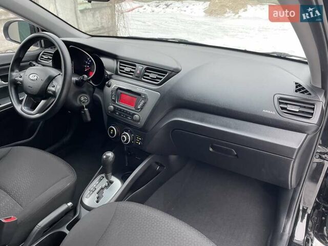 Черный Киа Рио, объемом двигателя 1.4 л и пробегом 124 тыс. км за 9350 $, фото 112 на Automoto.ua