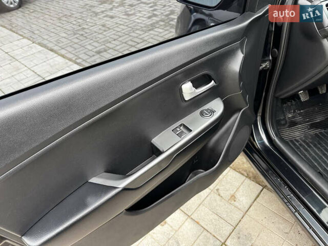 Черный Киа Рио, объемом двигателя 1.4 л и пробегом 185 тыс. км за 6999 $, фото 7 на Automoto.ua