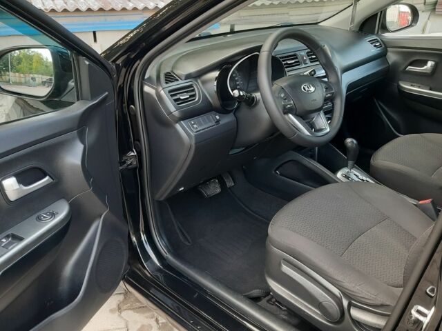 Черный Киа Рио, объемом двигателя 1.4 л и пробегом 121 тыс. км за 8300 $, фото 5 на Automoto.ua