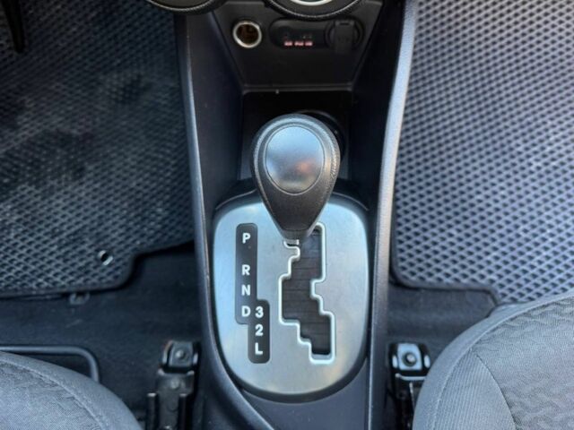 Черный Киа Рио, объемом двигателя 1.4 л и пробегом 214 тыс. км за 7700 $, фото 9 на Automoto.ua