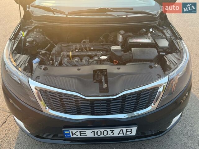 Черный Киа Рио, объемом двигателя 1.6 л и пробегом 155 тыс. км за 8500 $, фото 8 на Automoto.ua