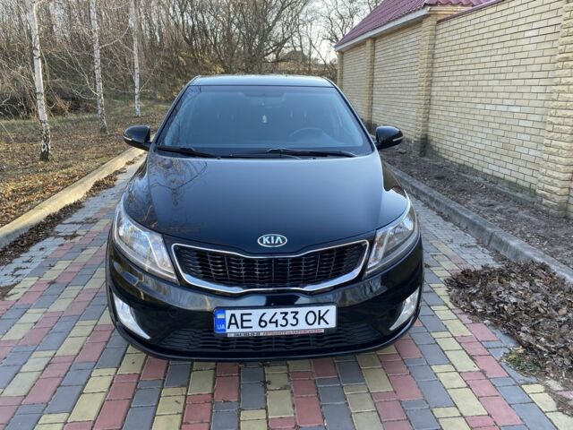 Чорний Кіа Ріо, об'ємом двигуна 1.6 л та пробігом 170 тис. км за 8600 $, фото 7 на Automoto.ua