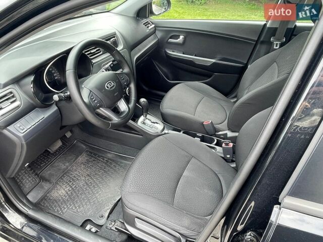 Черный Киа Рио, объемом двигателя 1.4 л и пробегом 89 тыс. км за 8300 $, фото 14 на Automoto.ua