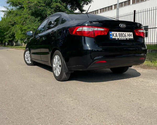 Чорний Кіа Ріо, об'ємом двигуна 1.59 л та пробігом 261 тис. км за 8200 $, фото 5 на Automoto.ua