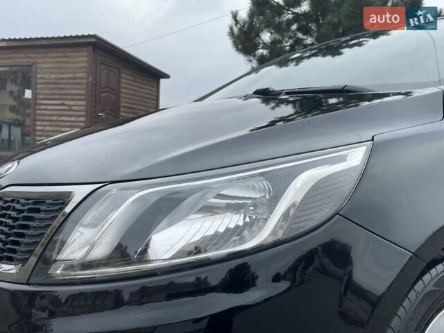 Черный Киа Рио, объемом двигателя 1.4 л и пробегом 136 тыс. км за 7700 $, фото 20 на Automoto.ua