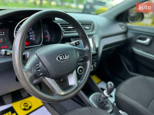Черный Киа Рио, объемом двигателя 1.4 л и пробегом 141 тыс. км за 7990 $, фото 15 на Automoto.ua
