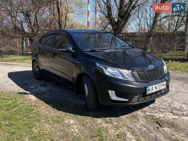 Чорний Кіа Ріо, об'ємом двигуна 1.59 л та пробігом 329 тис. км за 6000 $, фото 2 на Automoto.ua