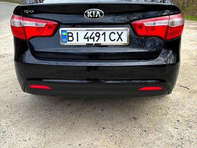 Черный Киа Рио, объемом двигателя 1.6 л и пробегом 154 тыс. км за 8000 $, фото 9 на Automoto.ua