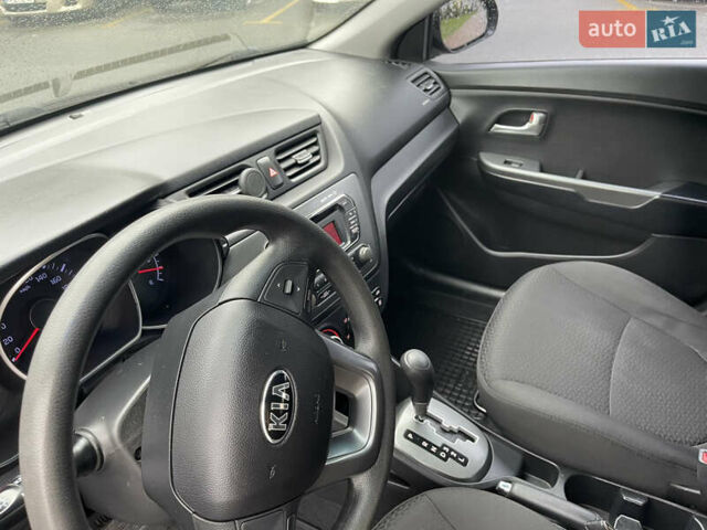 Чорний Кіа Ріо, об'ємом двигуна 1.4 л та пробігом 136 тис. км за 7950 $, фото 25 на Automoto.ua