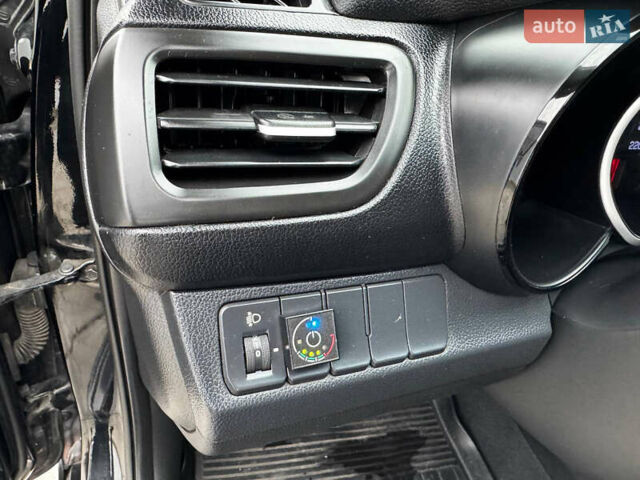 Черный Киа Рио, объемом двигателя 1.4 л и пробегом 185 тыс. км за 6999 $, фото 6 на Automoto.ua