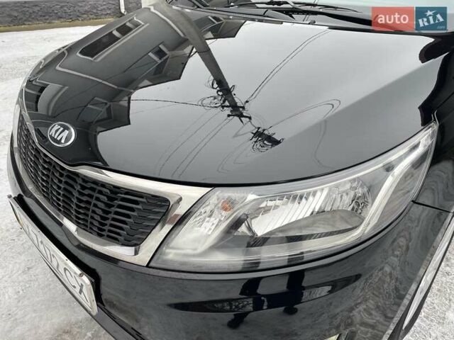 Черный Киа Рио, объемом двигателя 1.4 л и пробегом 124 тыс. км за 9350 $, фото 41 на Automoto.ua
