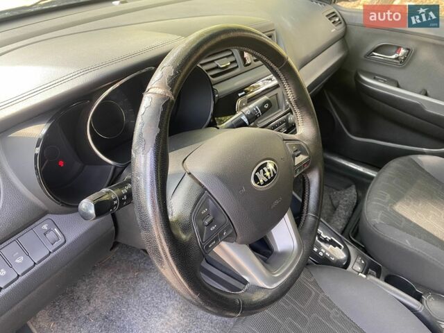 Черный Киа Рио, объемом двигателя 1.6 л и пробегом 61 тыс. км за 8200 $, фото 5 на Automoto.ua