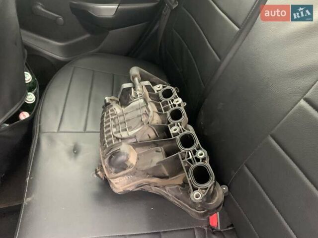 Черный Киа Рио, объемом двигателя 1.4 л и пробегом 102 тыс. км за 2870 $, фото 2 на Automoto.ua