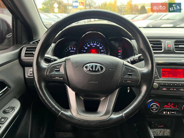 Черный Киа Рио, объемом двигателя 1.6 л и пробегом 170 тыс. км за 7999 $, фото 16 на Automoto.ua