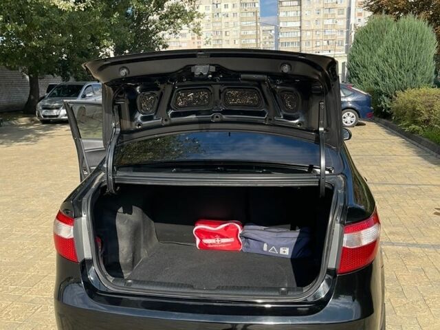Черный Киа Рио, объемом двигателя 1.4 л и пробегом 247 тыс. км за 7800 $, фото 16 на Automoto.ua