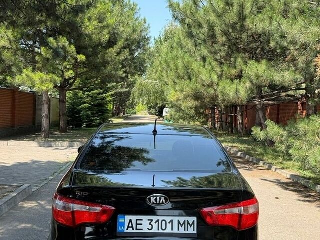 Чорний Кіа Ріо, об'ємом двигуна 1.59 л та пробігом 169 тис. км за 8999 $, фото 2 на Automoto.ua