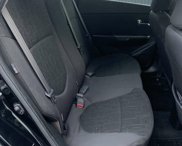 Чорний Кіа Ріо, об'ємом двигуна 1.6 л та пробігом 261 тис. км за 7650 $, фото 9 на Automoto.ua