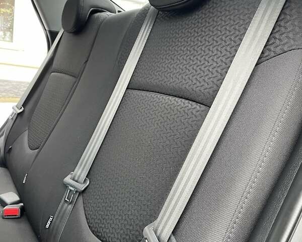 Черный Киа Рио, объемом двигателя 1.4 л и пробегом 124 тыс. км за 9350 $, фото 133 на Automoto.ua