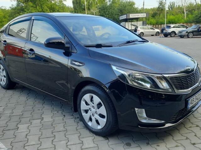 Черный Киа Рио, объемом двигателя 1.4 л и пробегом 121 тыс. км за 8300 $, фото 1 на Automoto.ua