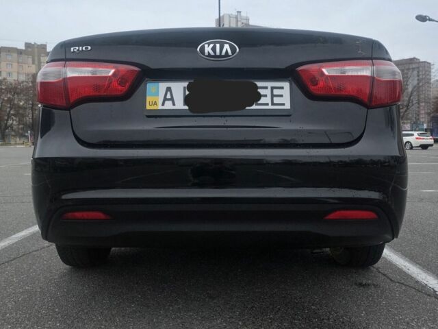 Черный Киа Рио, объемом двигателя 1.6 л и пробегом 150 тыс. км за 9000 $, фото 6 на Automoto.ua