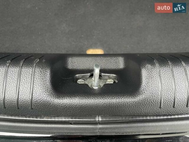 Черный Киа Рио, объемом двигателя 1.4 л и пробегом 124 тыс. км за 9350 $, фото 145 на Automoto.ua