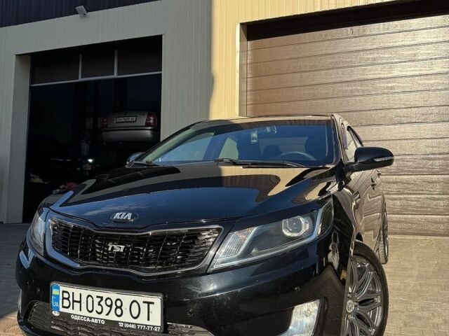 Чорний Кіа Ріо, об'ємом двигуна 1.59 л та пробігом 101 тис. км за 8300 $, фото 4 на Automoto.ua