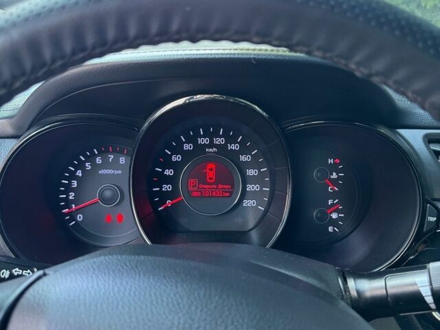 Чорний Кіа Ріо, об'ємом двигуна 1.59 л та пробігом 101 тис. км за 8300 $, фото 7 на Automoto.ua